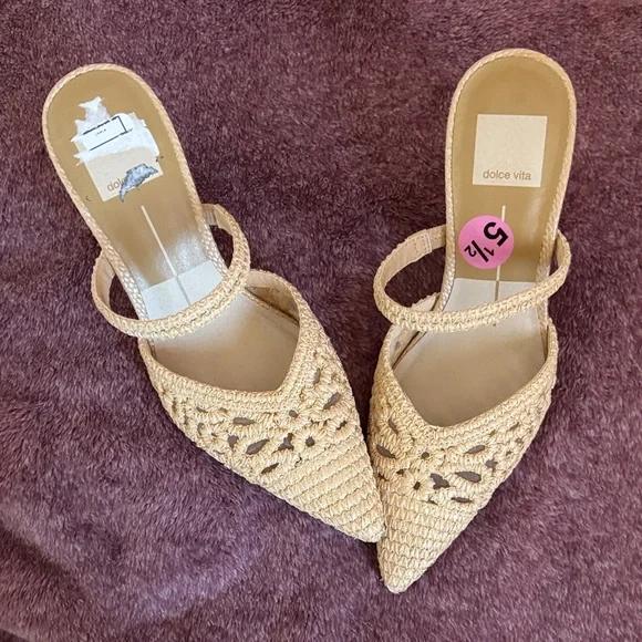 Dolce Vita Beige Woven Pointed Mules - Picture 1 of 3